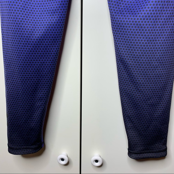 Girl’s Under Armour Workout Leggings - Picture 10 of 12